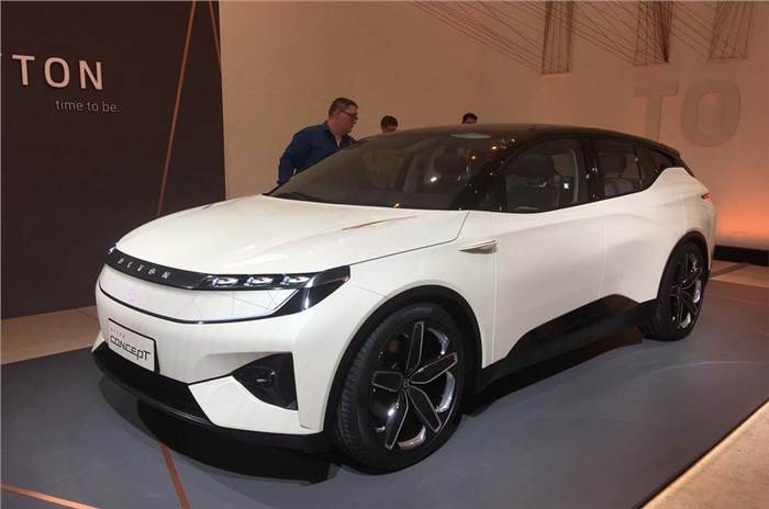 Near-production Byton M-Byte electric SUV showcased at CES 2019